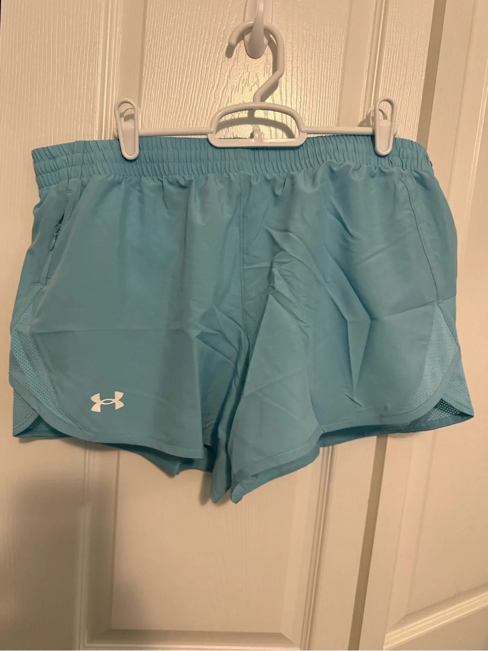 NWT Under Armour Fly-By 3